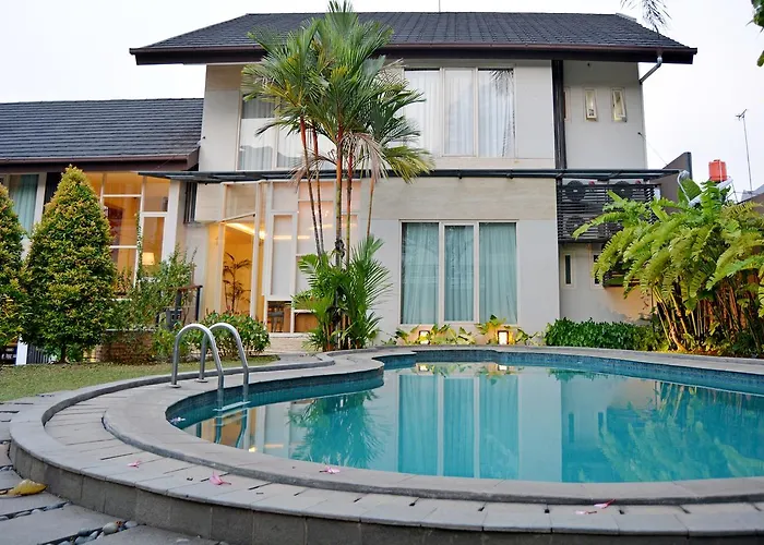 W Home Cipete Jakarta